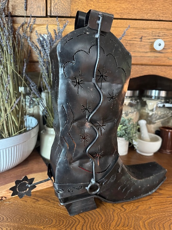 KARL VIDSTRAND Other - KARL VIDSTRAND Metal Southwest Cowboy Candle Holder Boot Decor w/candles &votive
